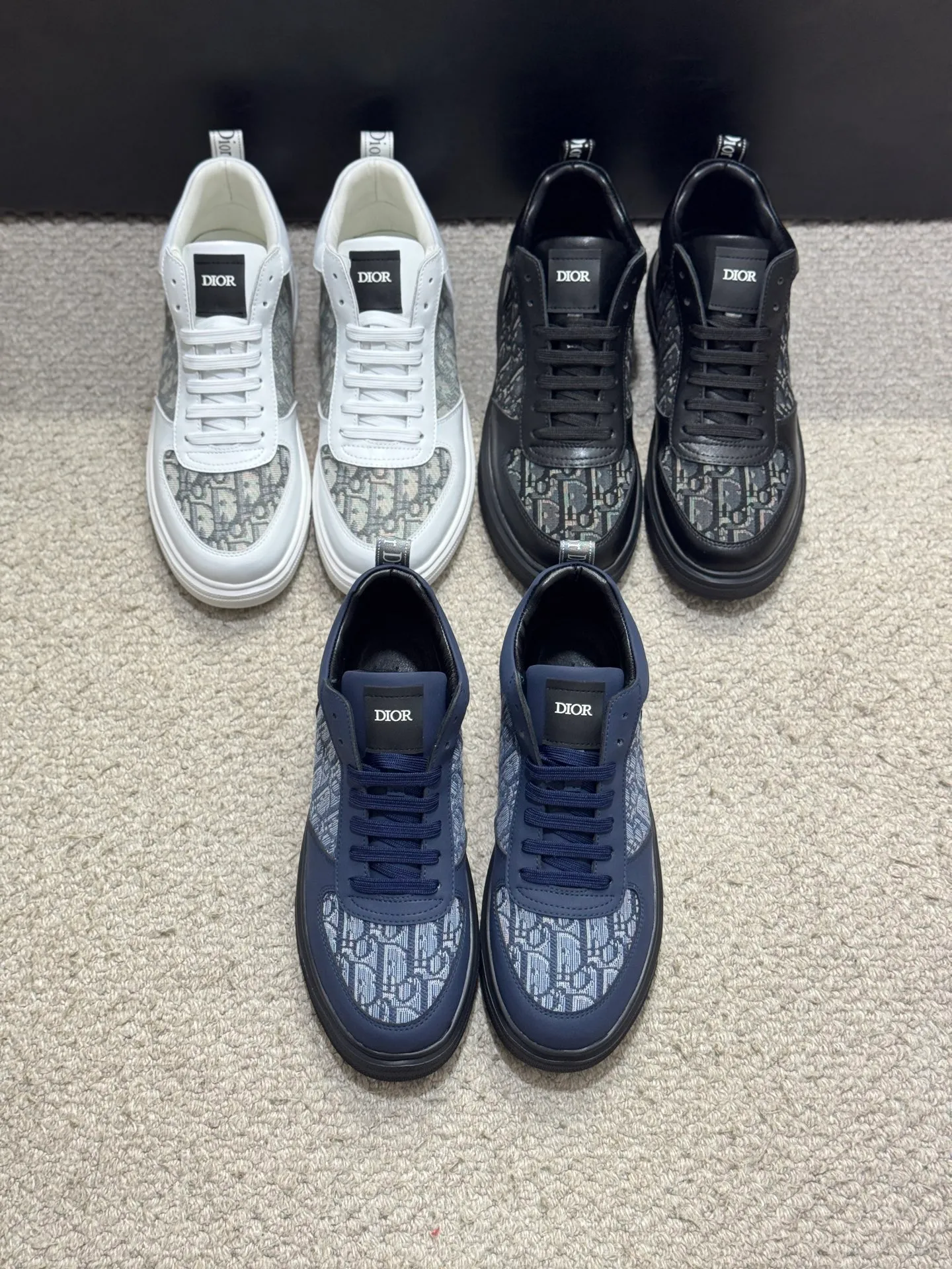 Men's men's shoes 💰420 [New model] 🌂🌂Dior (Dior) 🆕 mid-top B02 casual shoes, carefully made of first-layer cowhide with canvas, comfortable and breathable ~ rubber sole, enhances style. Fashionable and versatile, it can complement any look. Featuring an exquisite design that is uniquely dynamic and modern, this shoe is part of Dior's legacy and embodies modern elegance. Size: 38-44 (45 customized